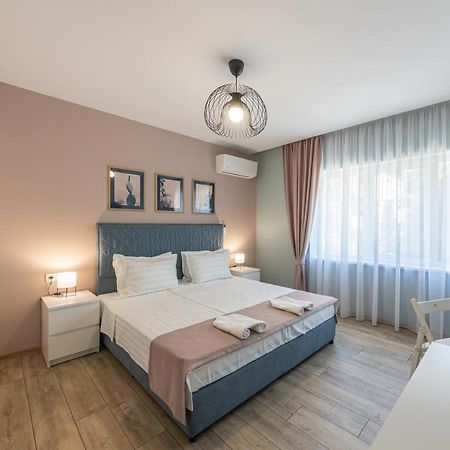 Great Location Apartment Varna Bagian luar foto
