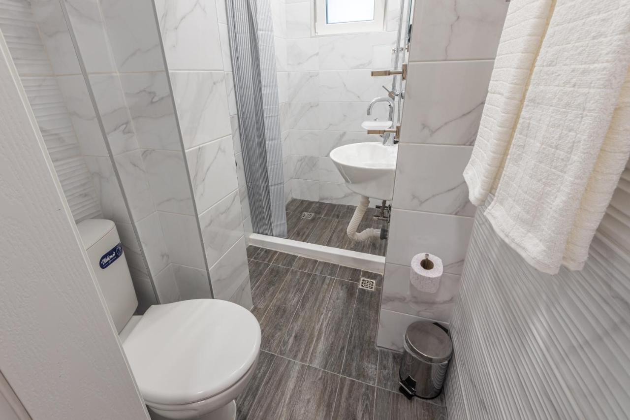 Great Location Apartment Varna Bagian luar foto