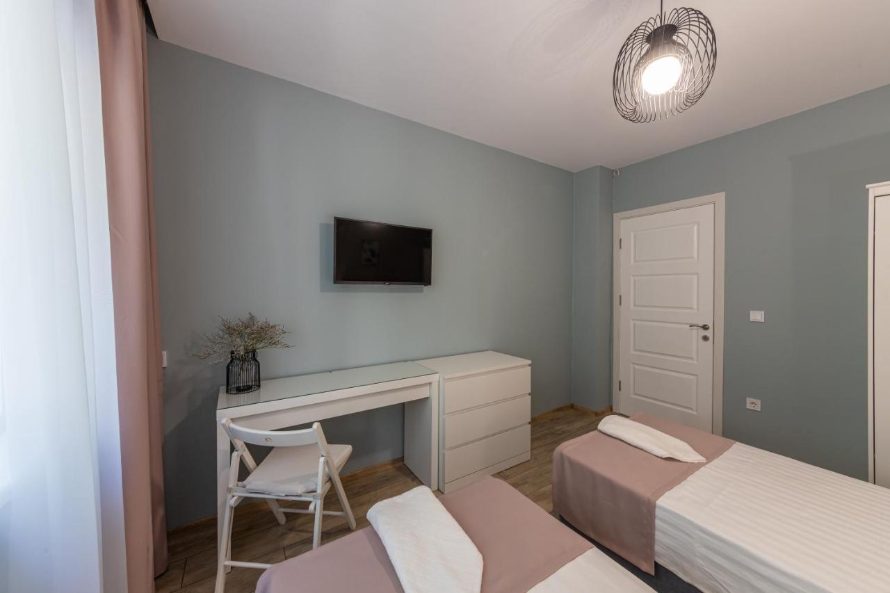 Great Location Apartment Varna Bagian luar foto